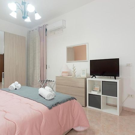 Nina Home - Selfcheck-In Canicattini Bagni Buitenkant foto