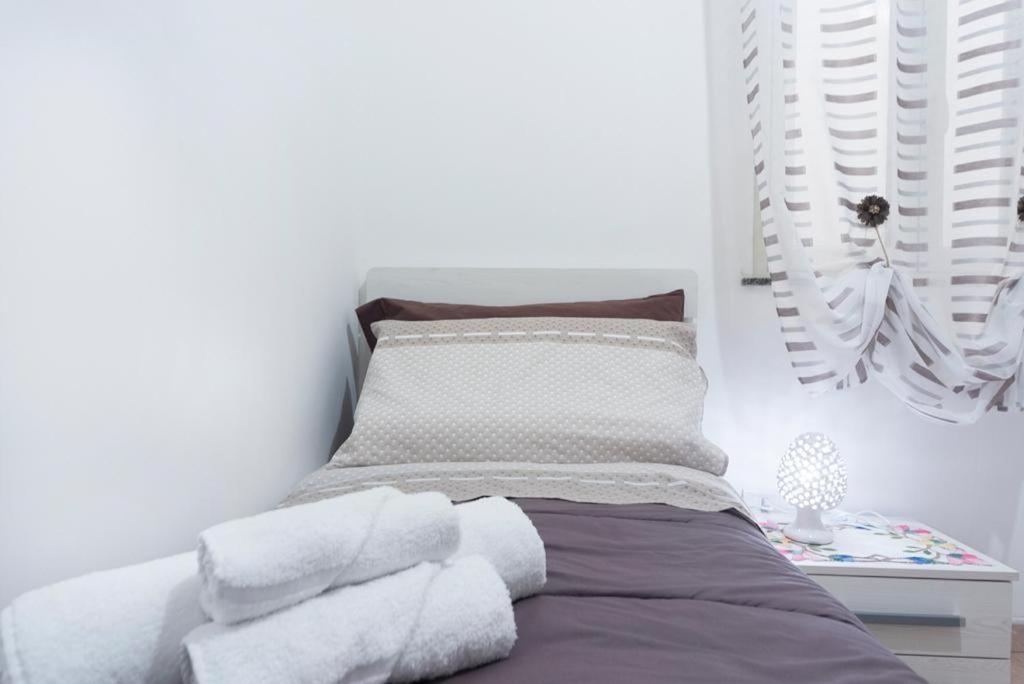 Nina Home - Selfcheck-In Canicattini Bagni Buitenkant foto