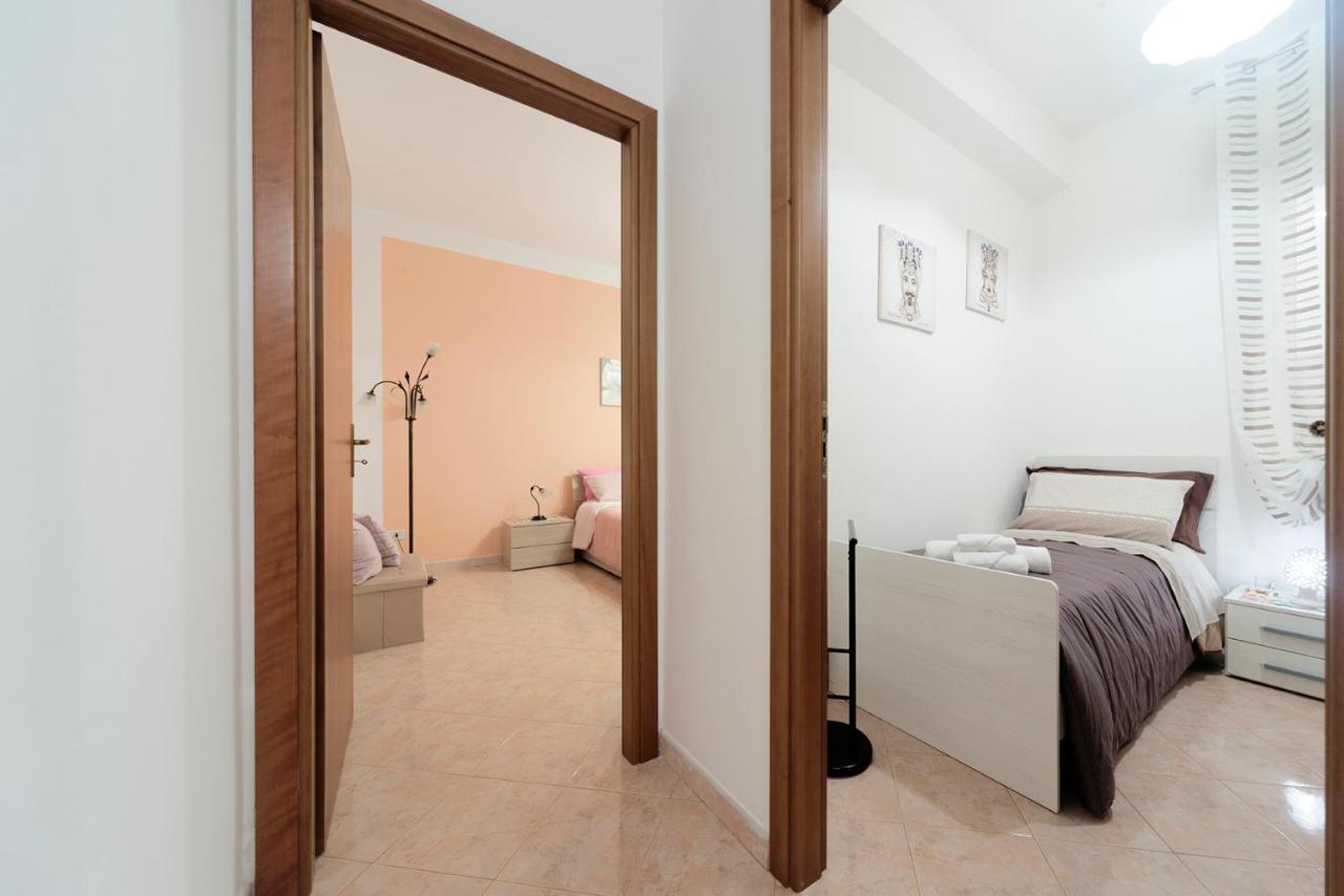 Nina Home - Selfcheck-In Canicattini Bagni Buitenkant foto